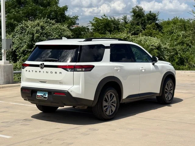 Used 2024 White Nissan SV image 5