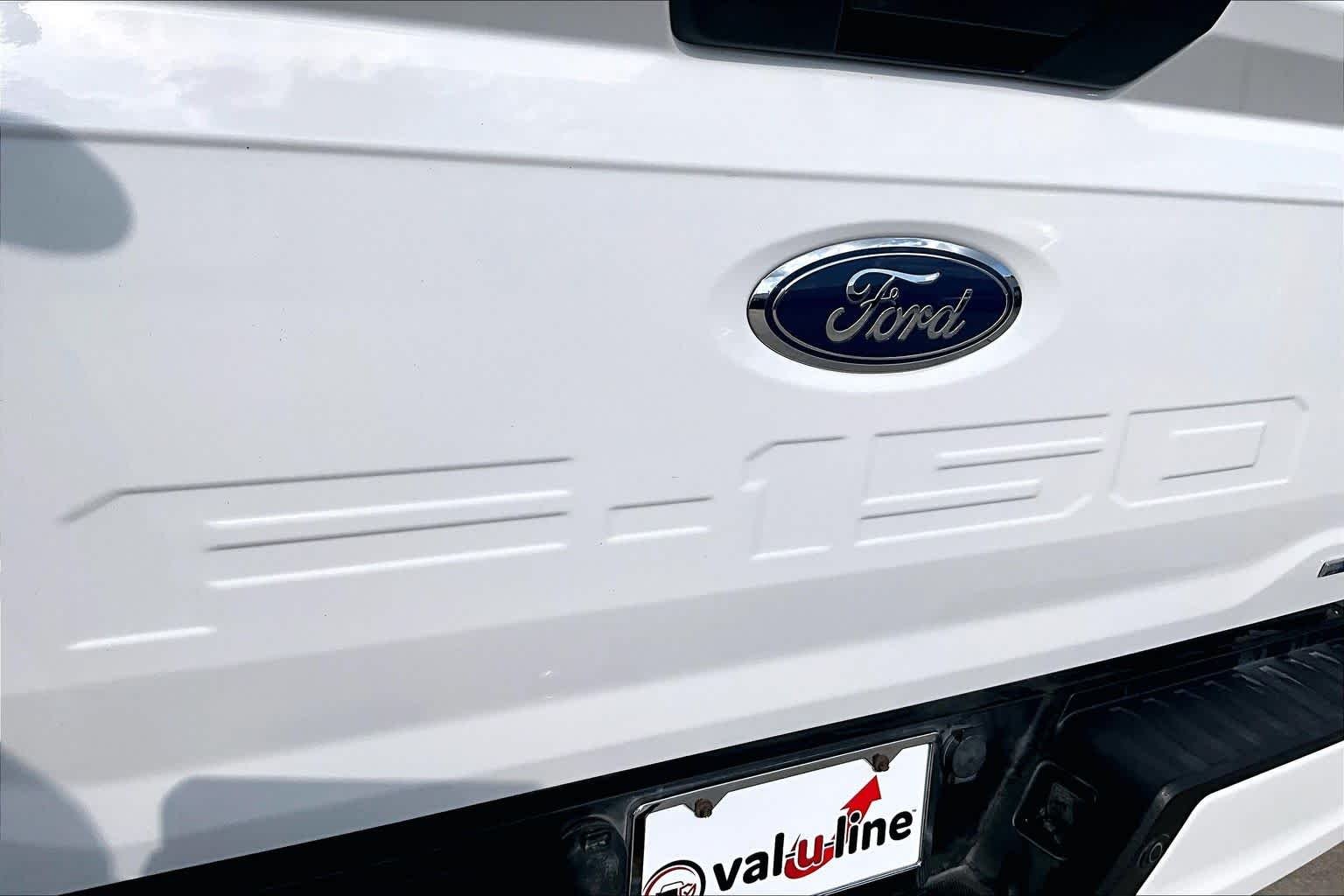 Used 2022 Oxford White Ford XL image 31