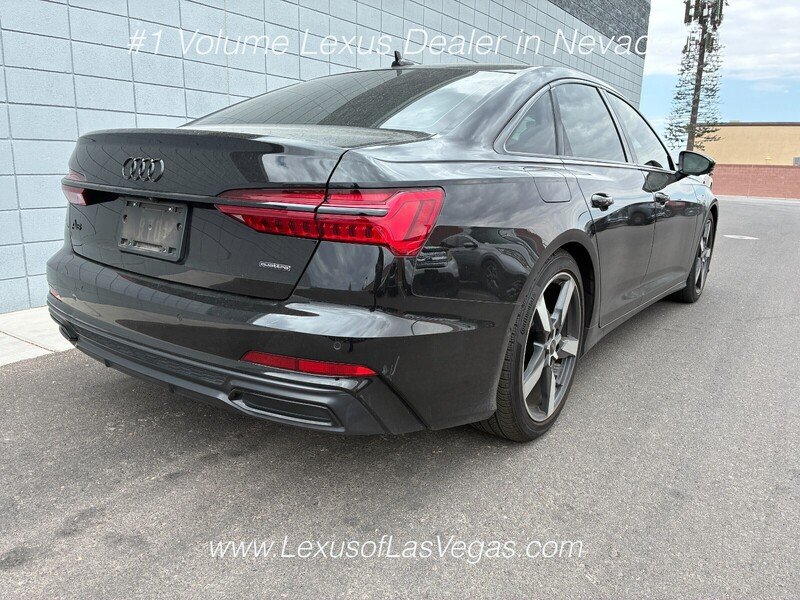 Used 2021 Black Metallic Audi 3.0T Prestige image 3