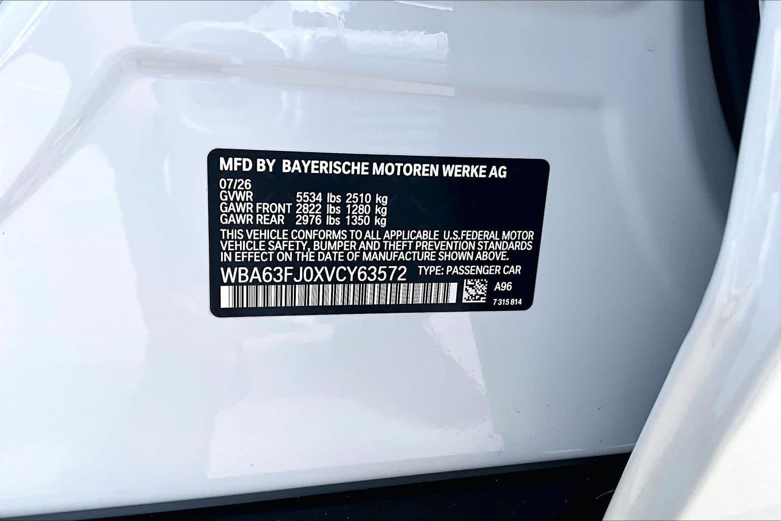 Used 2027 Mineral White Metallic BMW 540i xDrive image 33
