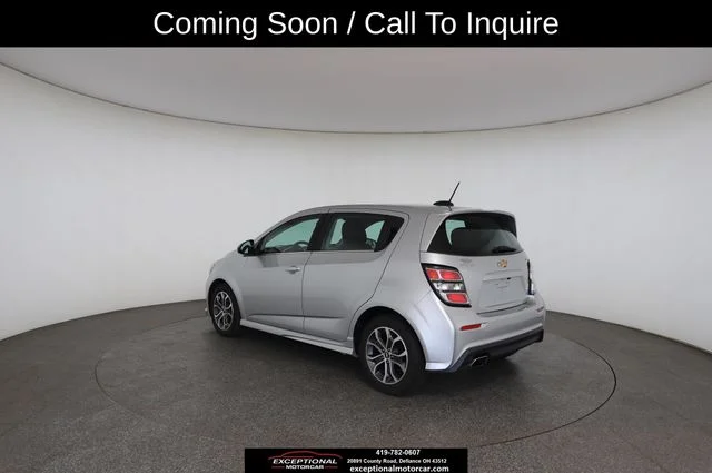 Used 2017 Silver Chevrolet LT image 11