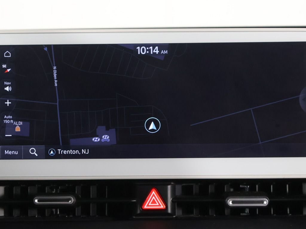 Used 2024 White Hyundai SEL image 40