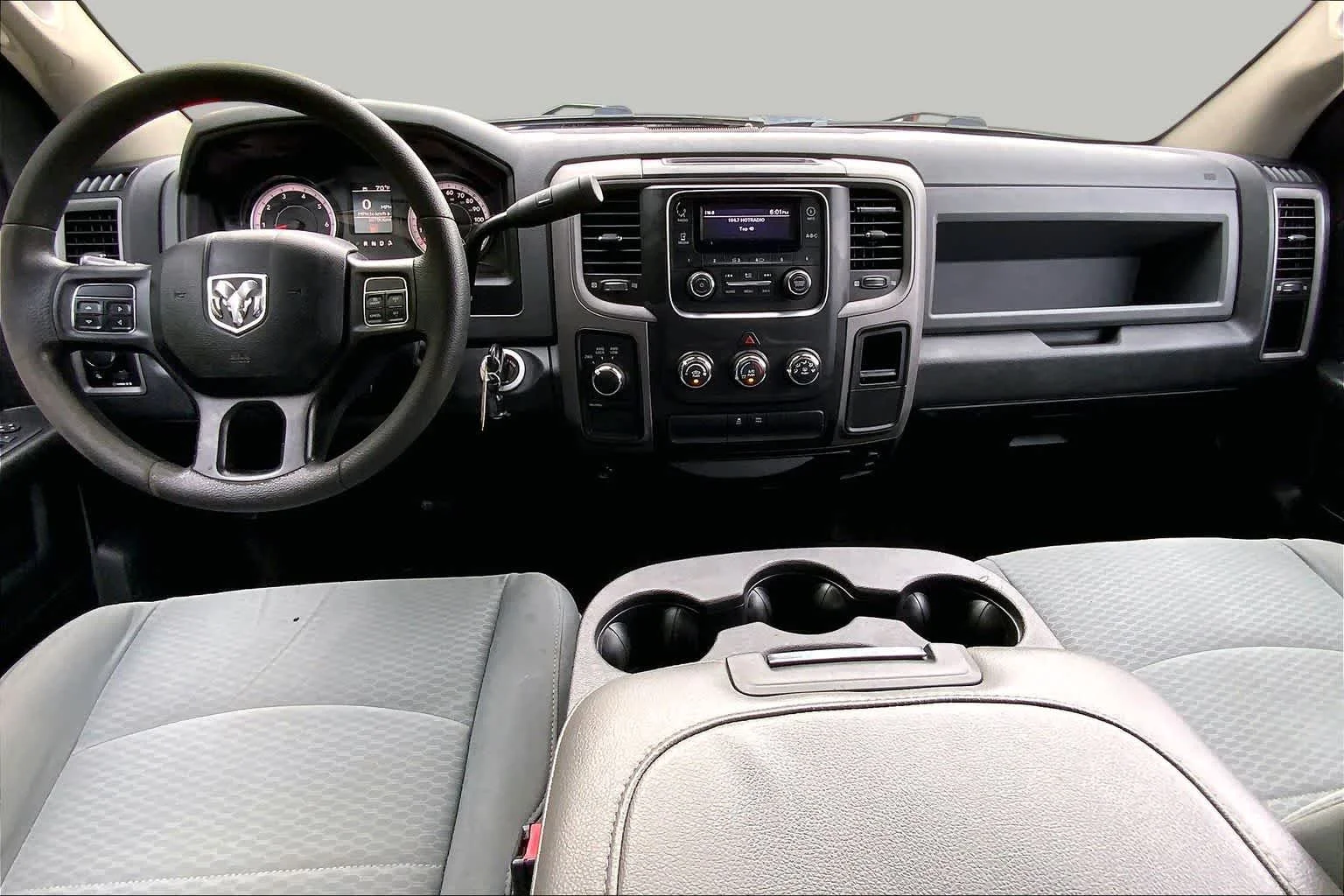 Used 2018 Blue Streak Pearlcoat Ram Tradesman image 16