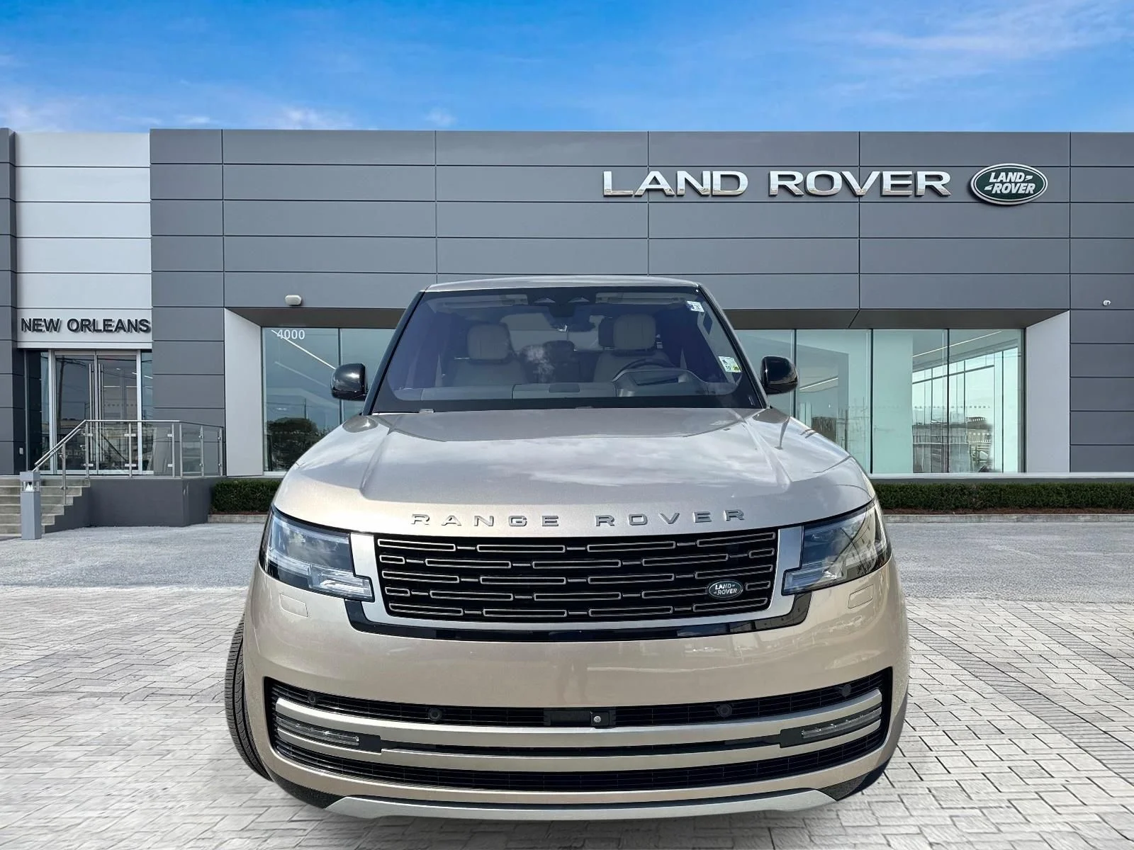 Certified Used 2023 Gold Land Rover SE image 4