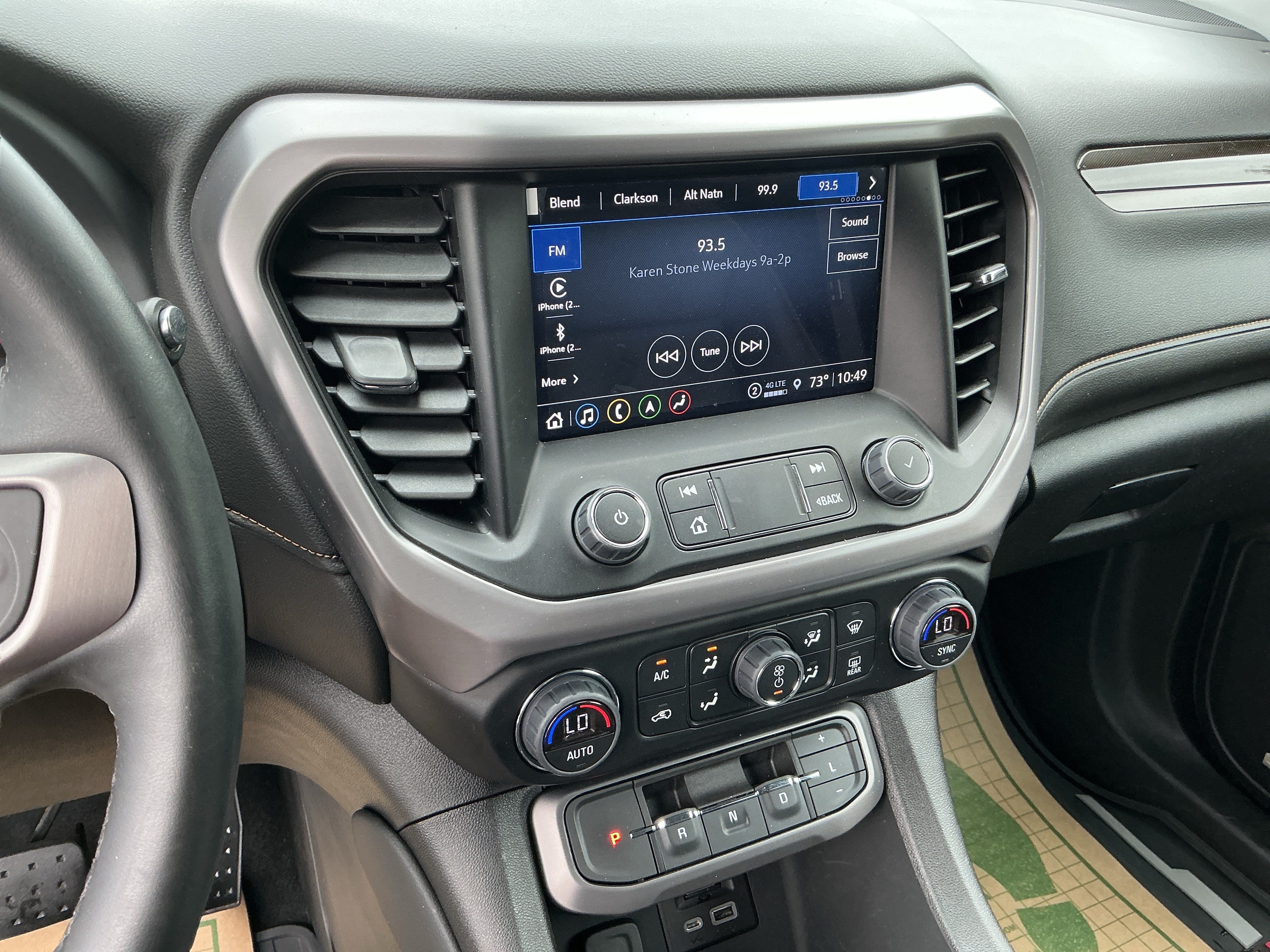 Used 2023 Summit White GMC AT4 image 21