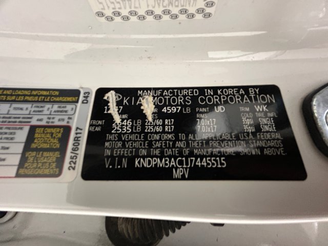Used 2018 White Kia LX image 20