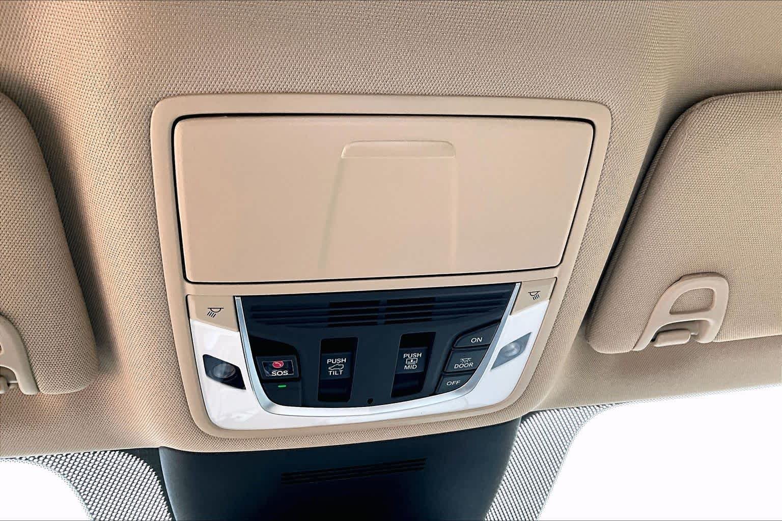 New 2026 Platinum White Pearl Acura w/Technology Package image 16