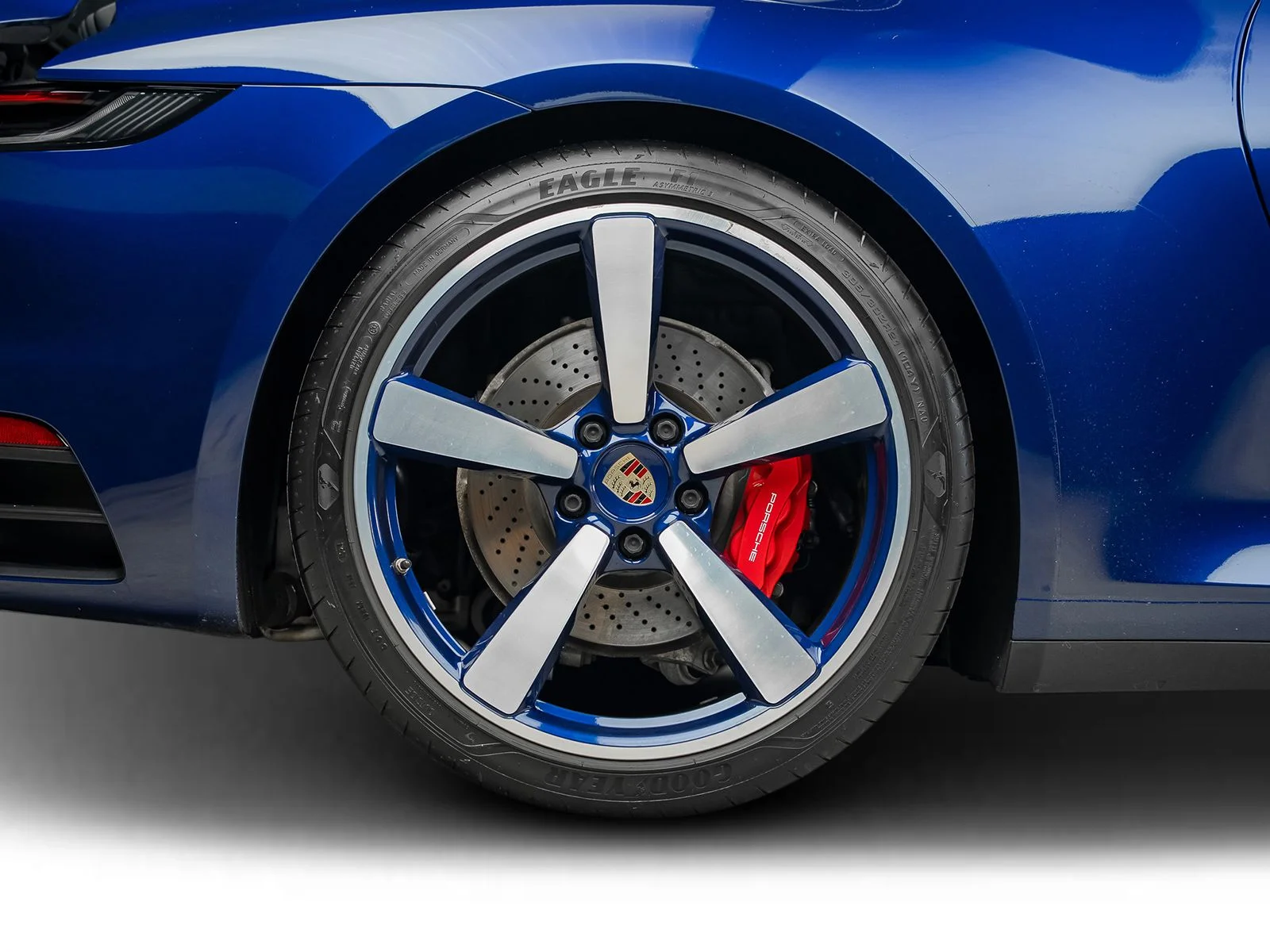 Used 2020 Blue Porsche Carrera S image 28