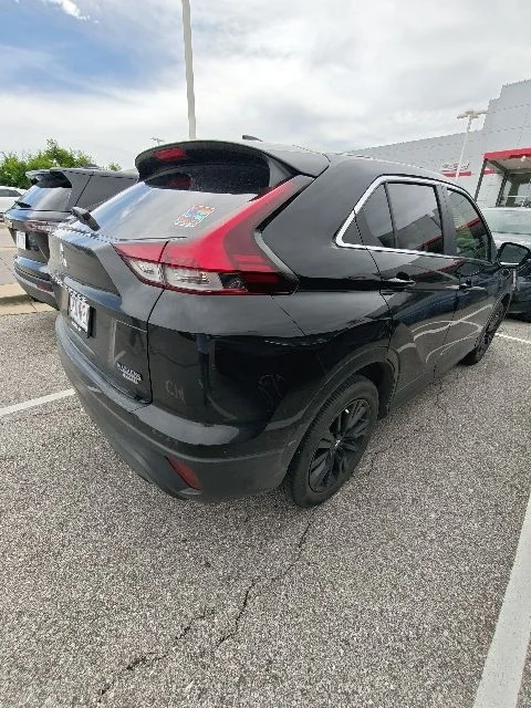 Used 2023 Black Mitsubishi  image 8