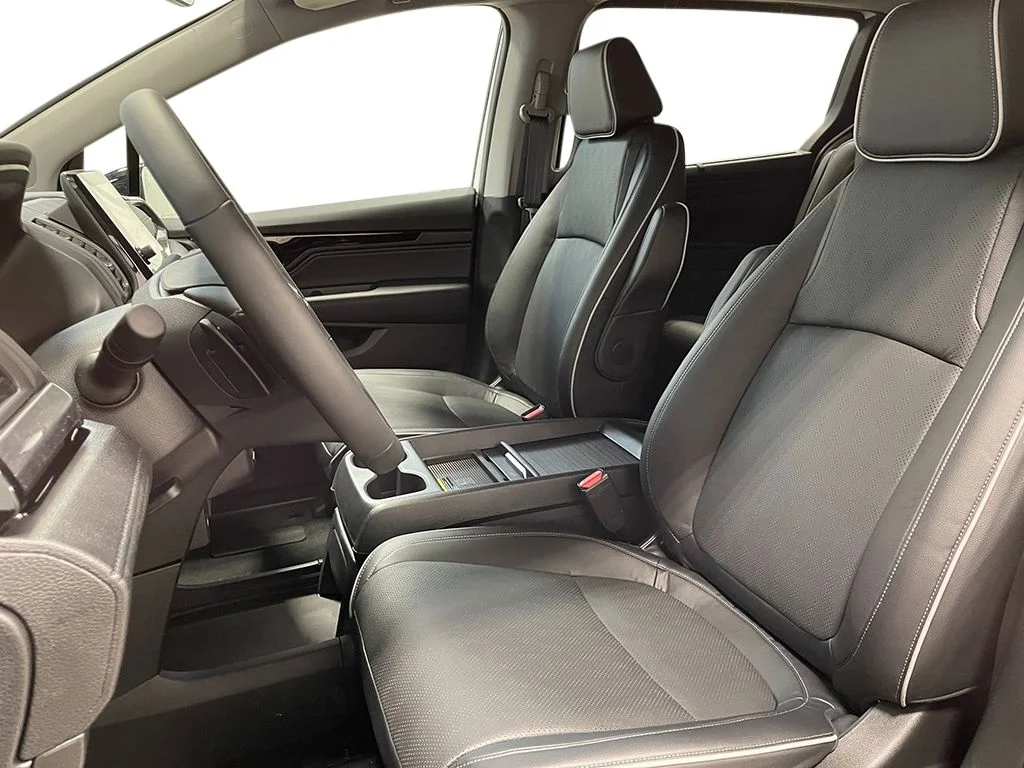 2024 Honda Odyssey Elite - Photo 12