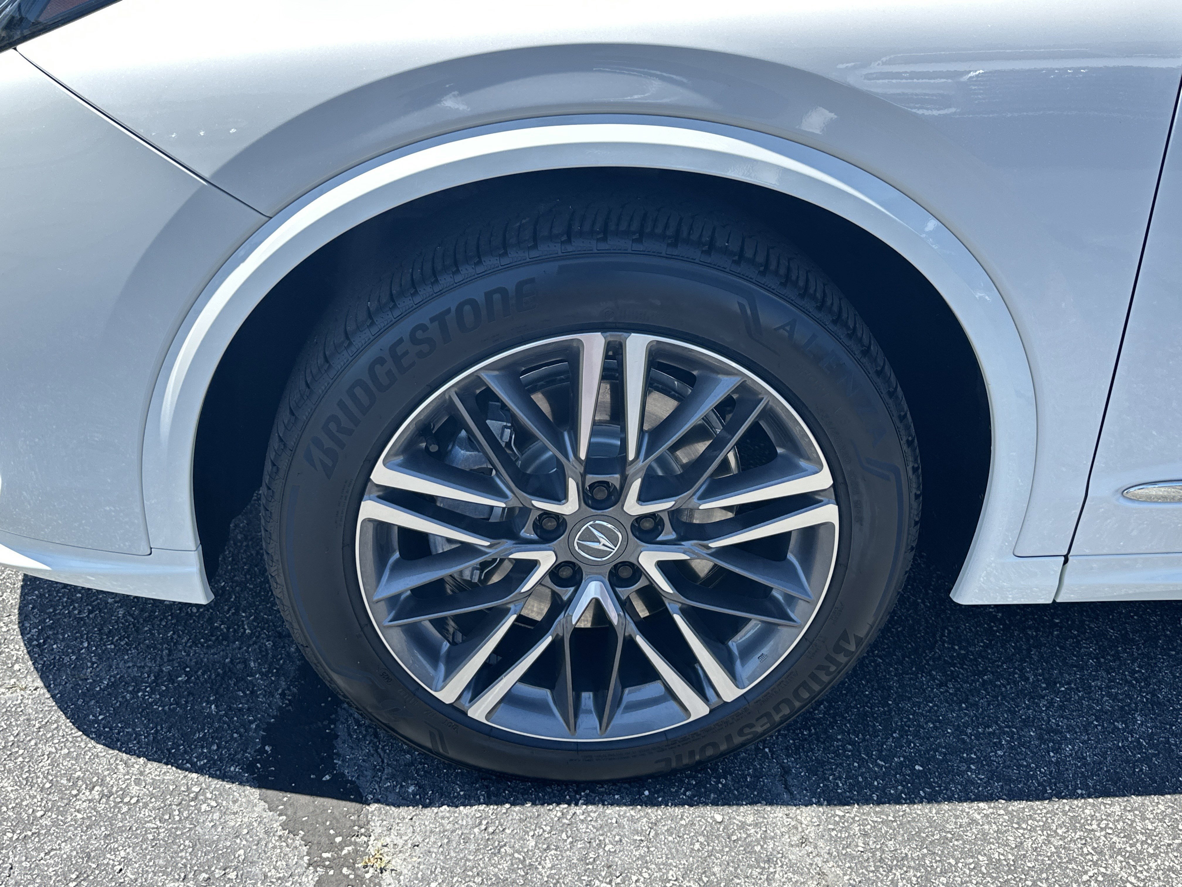 Certified Used 2025 Platinum White Pearl Acura w/Advance Package image 11