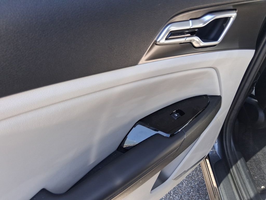 Certified Used 2023 Gray Kia EX image 16