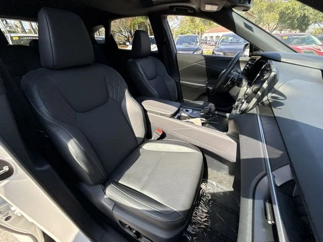 2025 Lexus RX 350 - Photo 26