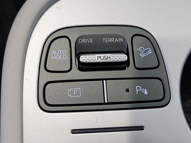 New 2026 Snow White Pearl Hyundai SE image 8