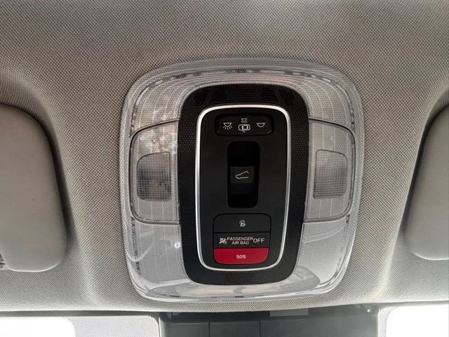 Used 2023 Black Hyundai Limited image 23
