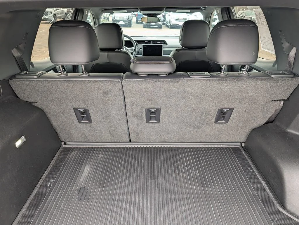 2026 GMC Terrain AT4 - Photo 5