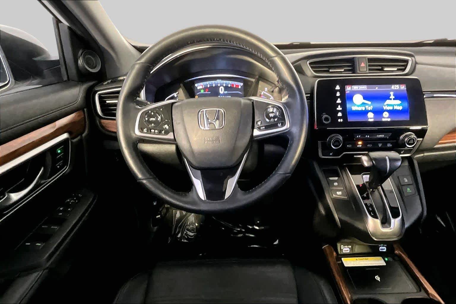 Used 2022 Platinum White Pearl Honda Touring image 6