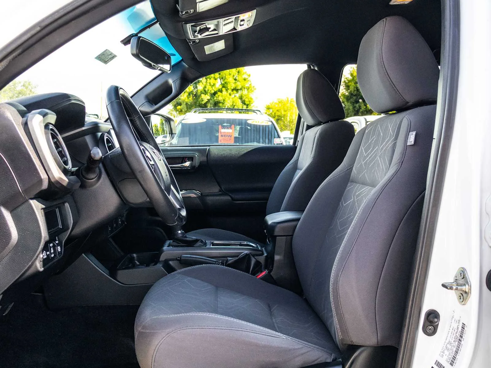 Used 2017 Super White Toyota TRD Off Road image 21