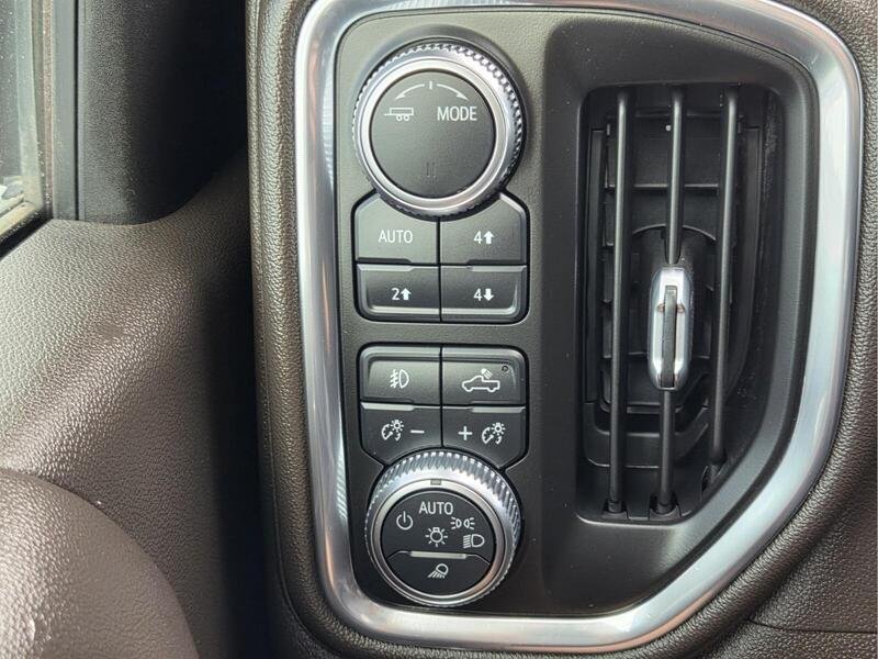 Used 2022 White Frost GMC 4WD CREW CAB 172" DENALI image 30
