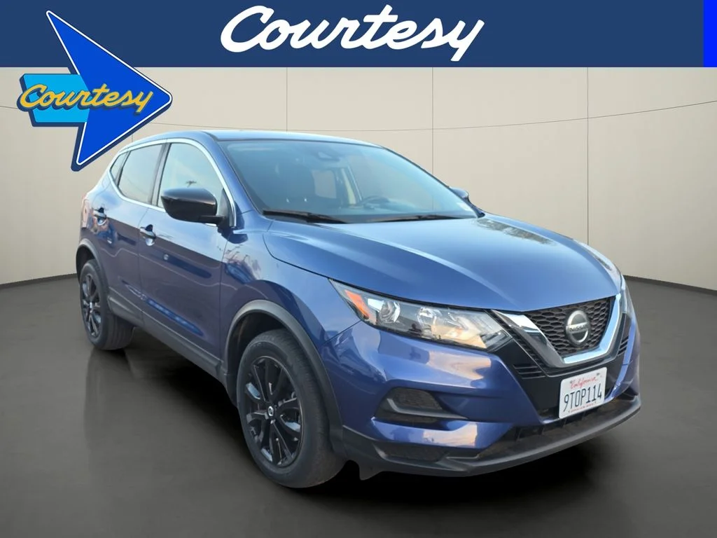 Used 2021 Blue Nissan S image 1