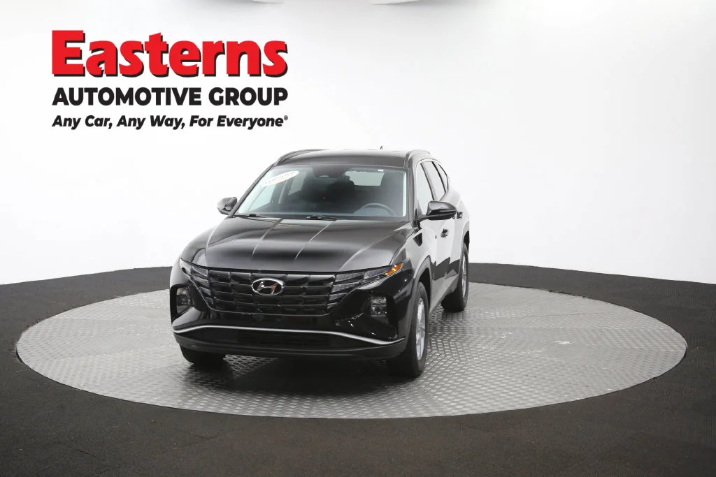 Used 2023 Black Hyundai SEL image 55