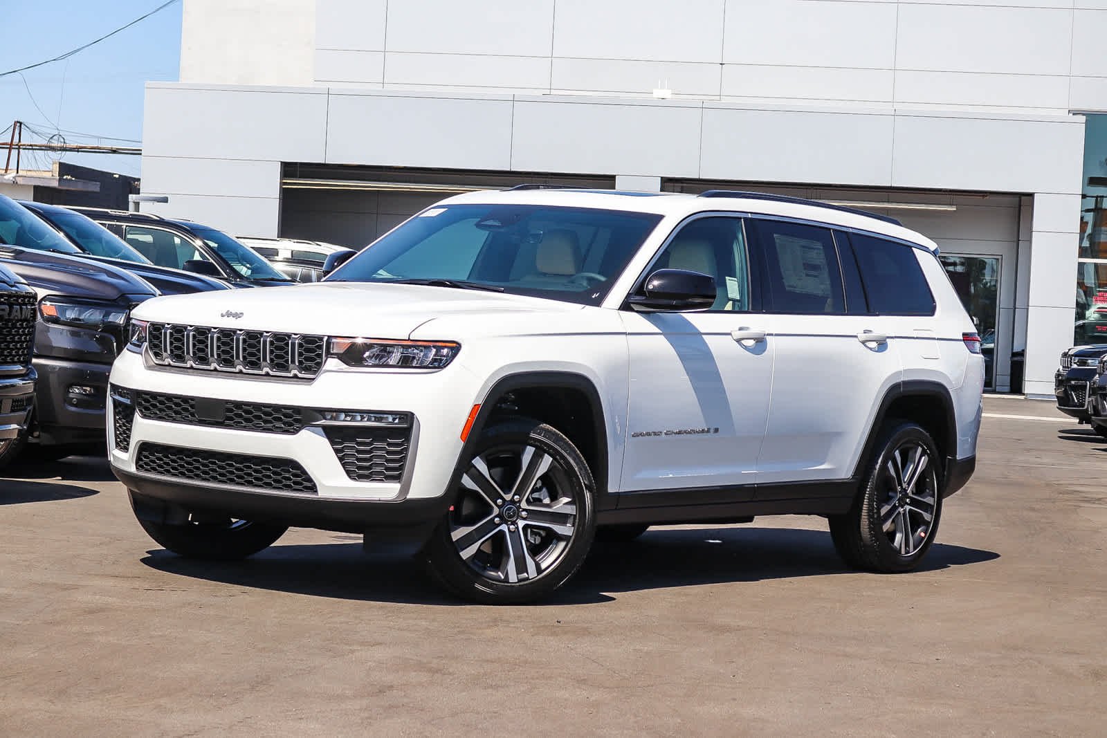 2027 Jeep Grand Cherokee L Limited