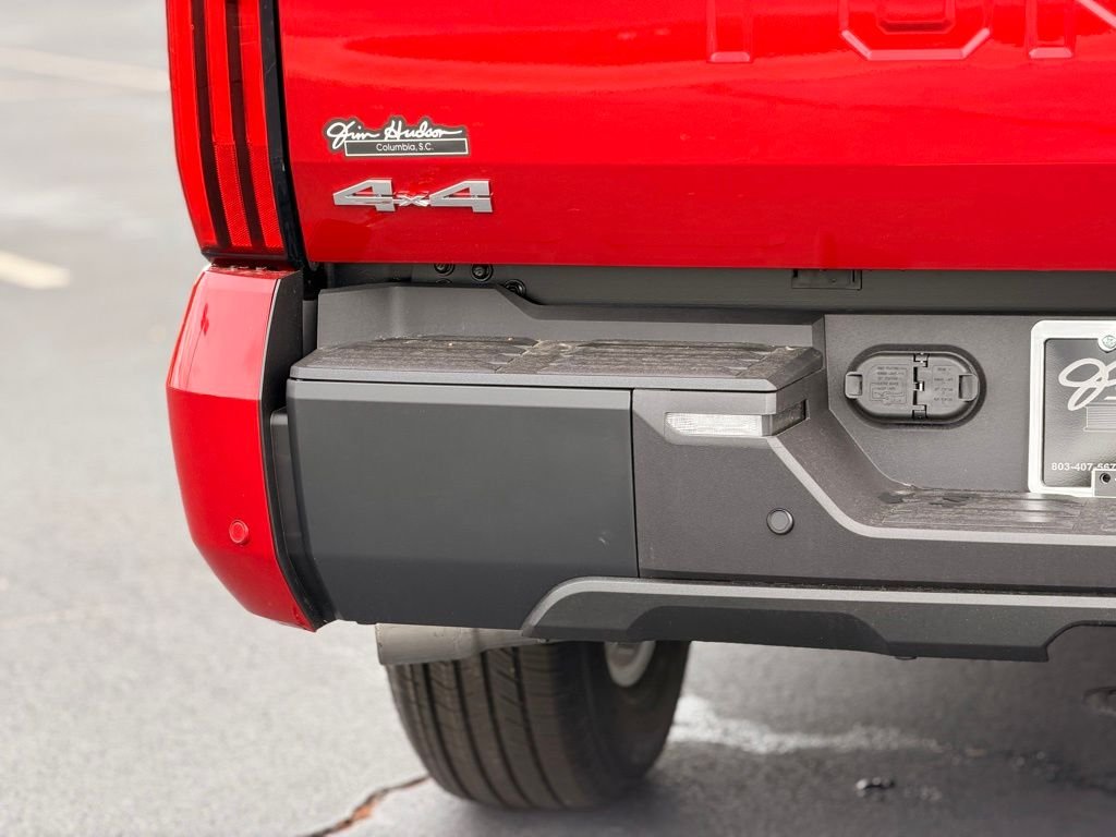 2026 Toyota Tundra SR5 - Photo 10