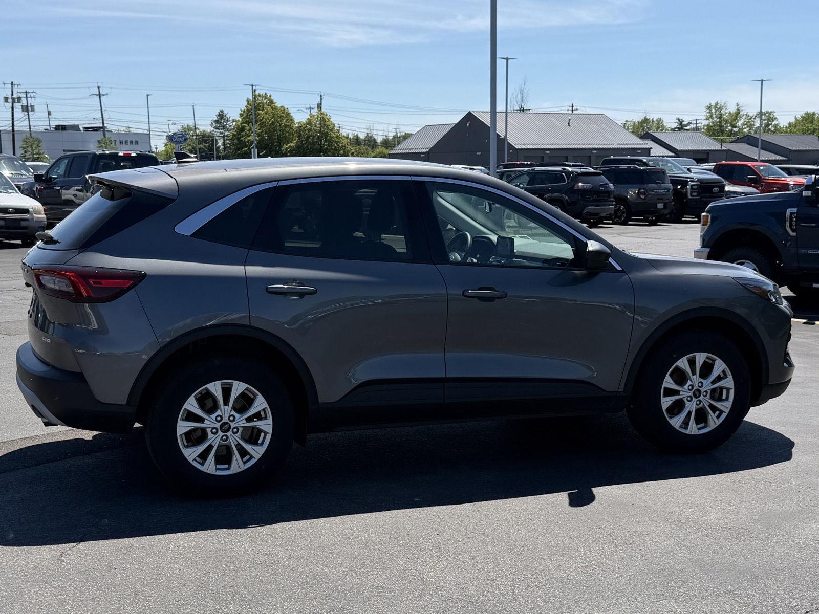 Used 2023 Carbonized Gray Ford Active image 6