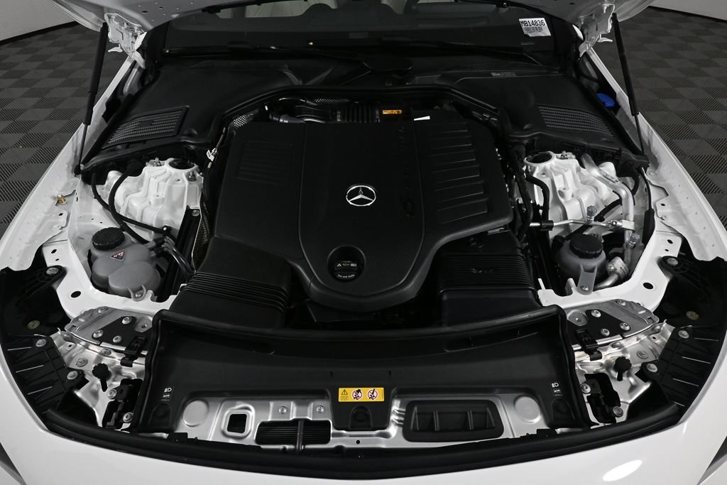 New 2026 Polar White Mercedes-Benz CLE 450 image 29