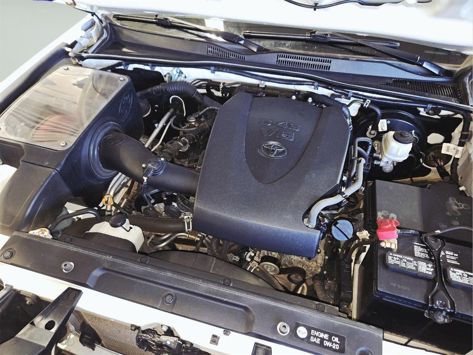 Used 2019 Super White Toyota SR5 image 44