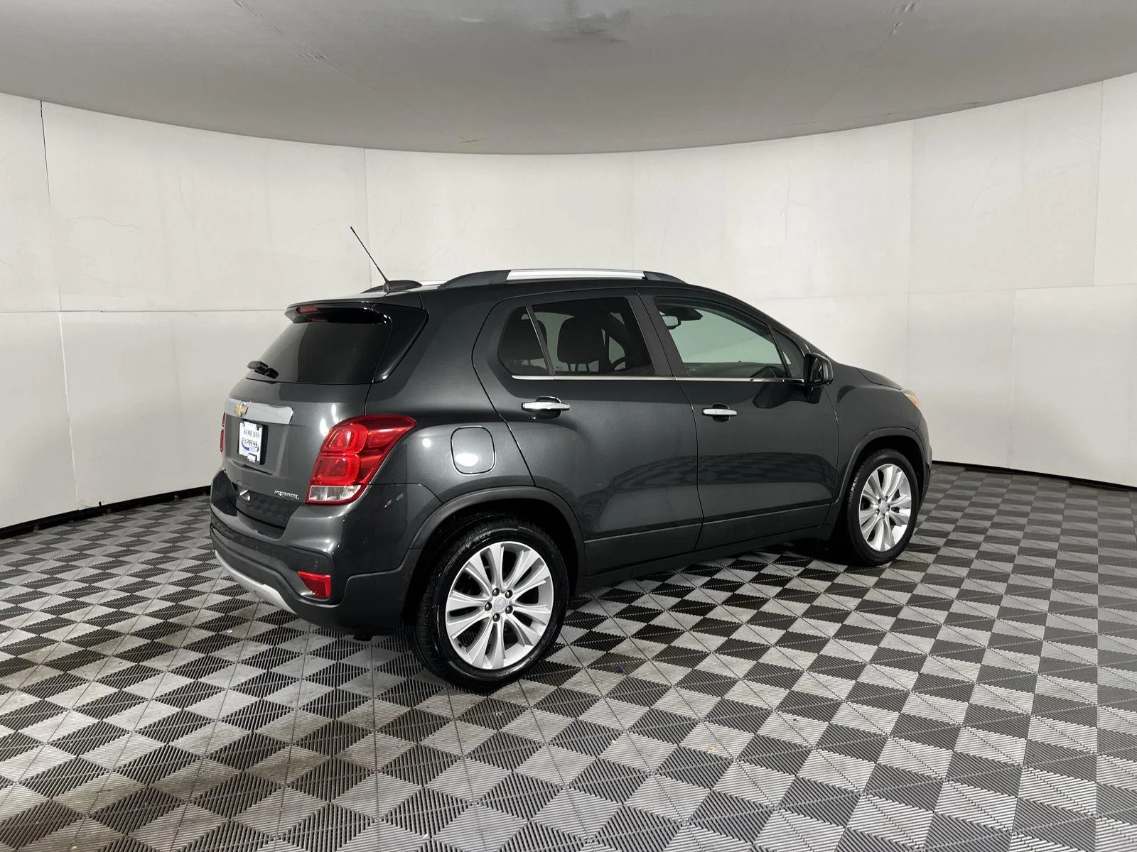 Used 2019 Nightfall Gray Metallic Chevrolet Premier image 48