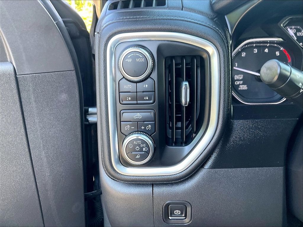 Used 2021 Gray GMC SLE image 26
