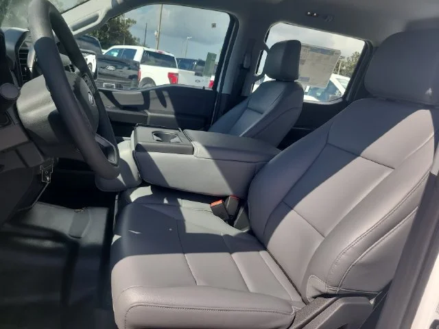 New 2026 Oxford White Ford XL image 18