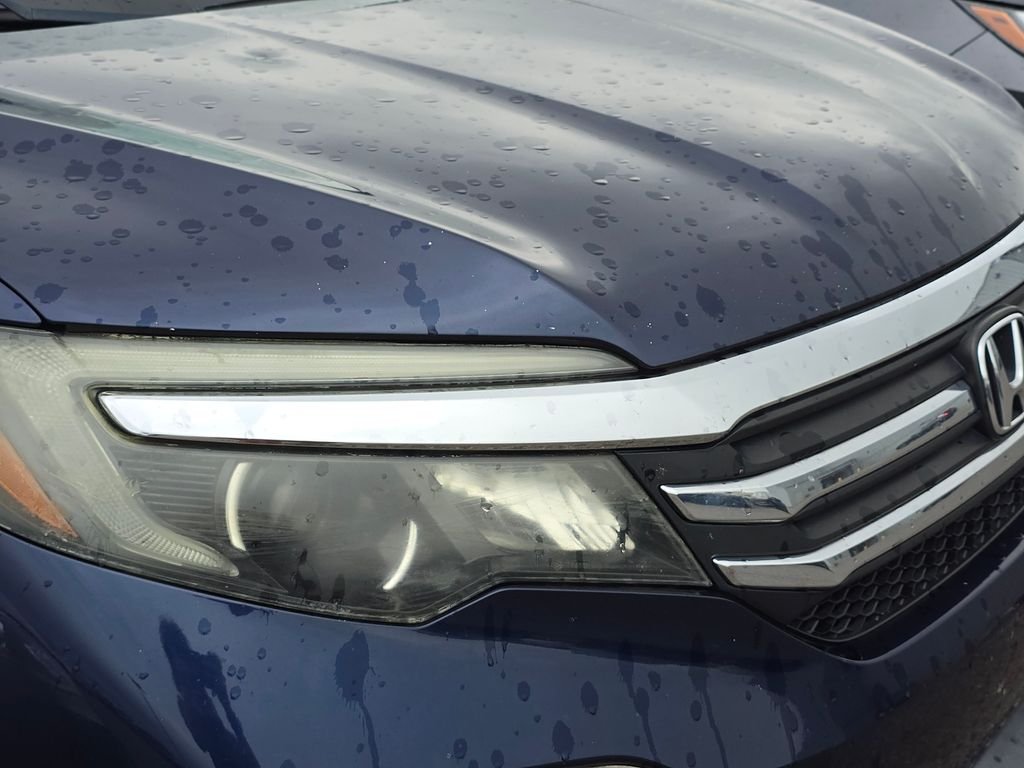 Used 2016  Honda EX-L image 12