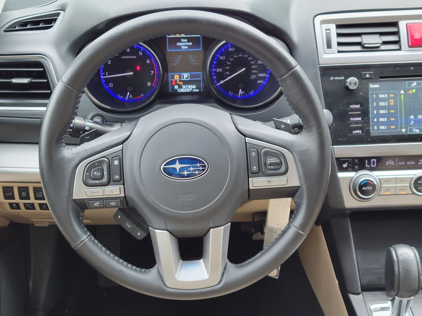 Used 2015 Green Subaru 2.5i Premium image 28
