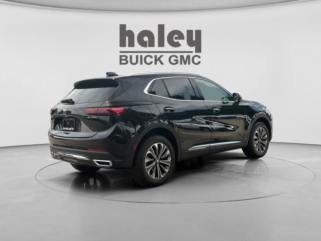 Used 2025 Black Buick Preferred image 5