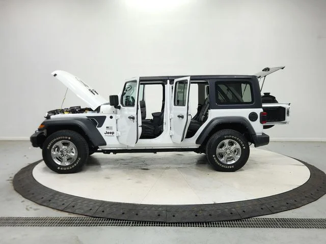 Used 2021 White Jeep Unlimited Sport image 13