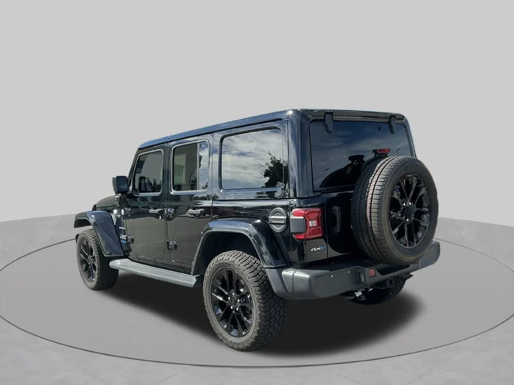 Used 2021 Black Jeep Unlimited Sahara 4xe image 3