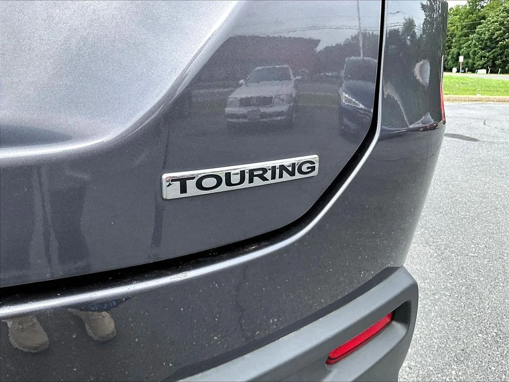 Used 2023 Modern Steel Metallic Honda Touring image 26
