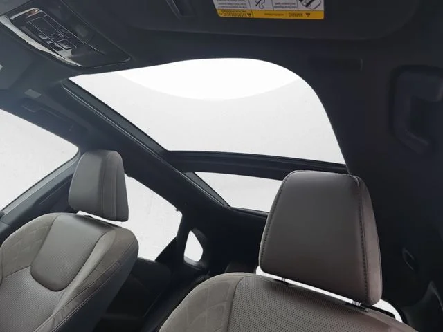 Used 2023 Iridium Lexus 350h Luxury image 29