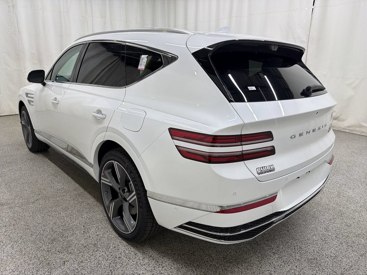 New 2027 Uyuni White Genesis 3.5T PRESTIGE image 9
