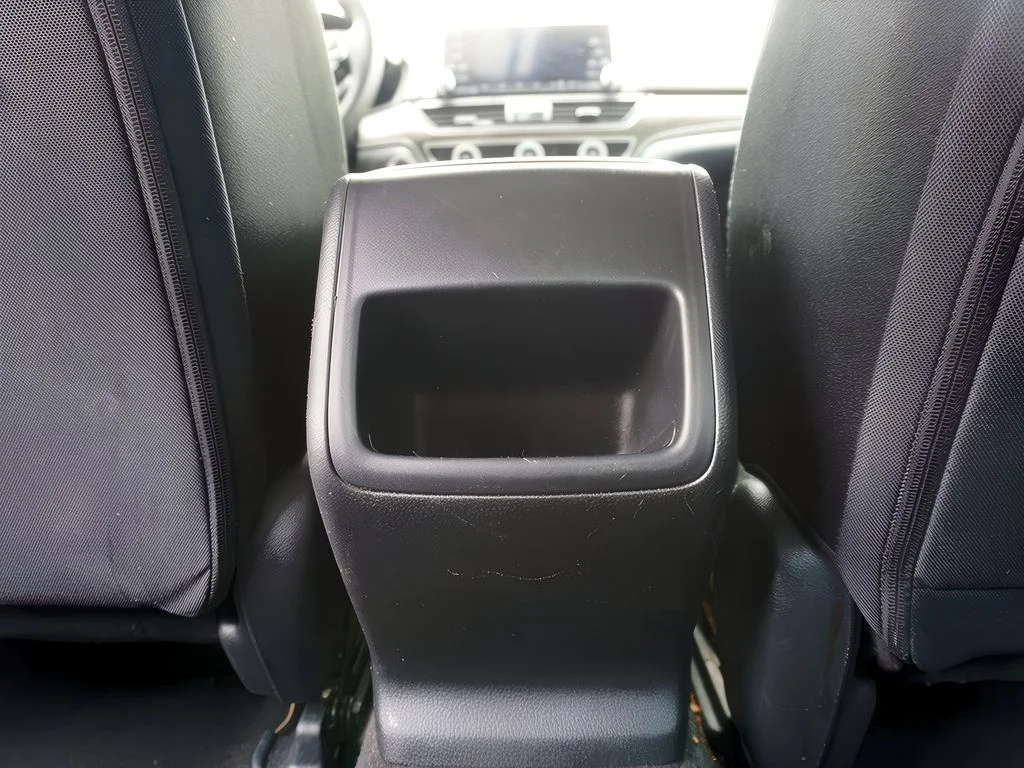 2019 Honda Accord LX - Photo 30