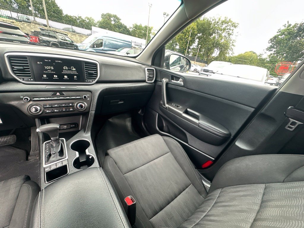 Certified Used 2022 Red Kia LX image 26