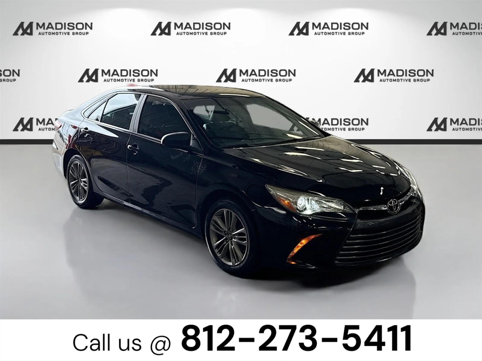 Used 2016 Black Toyota SE image 3