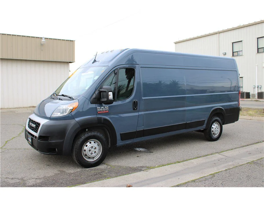 Used 2022 Blue Ram 3500 High Roof Extended Van 3D image 9