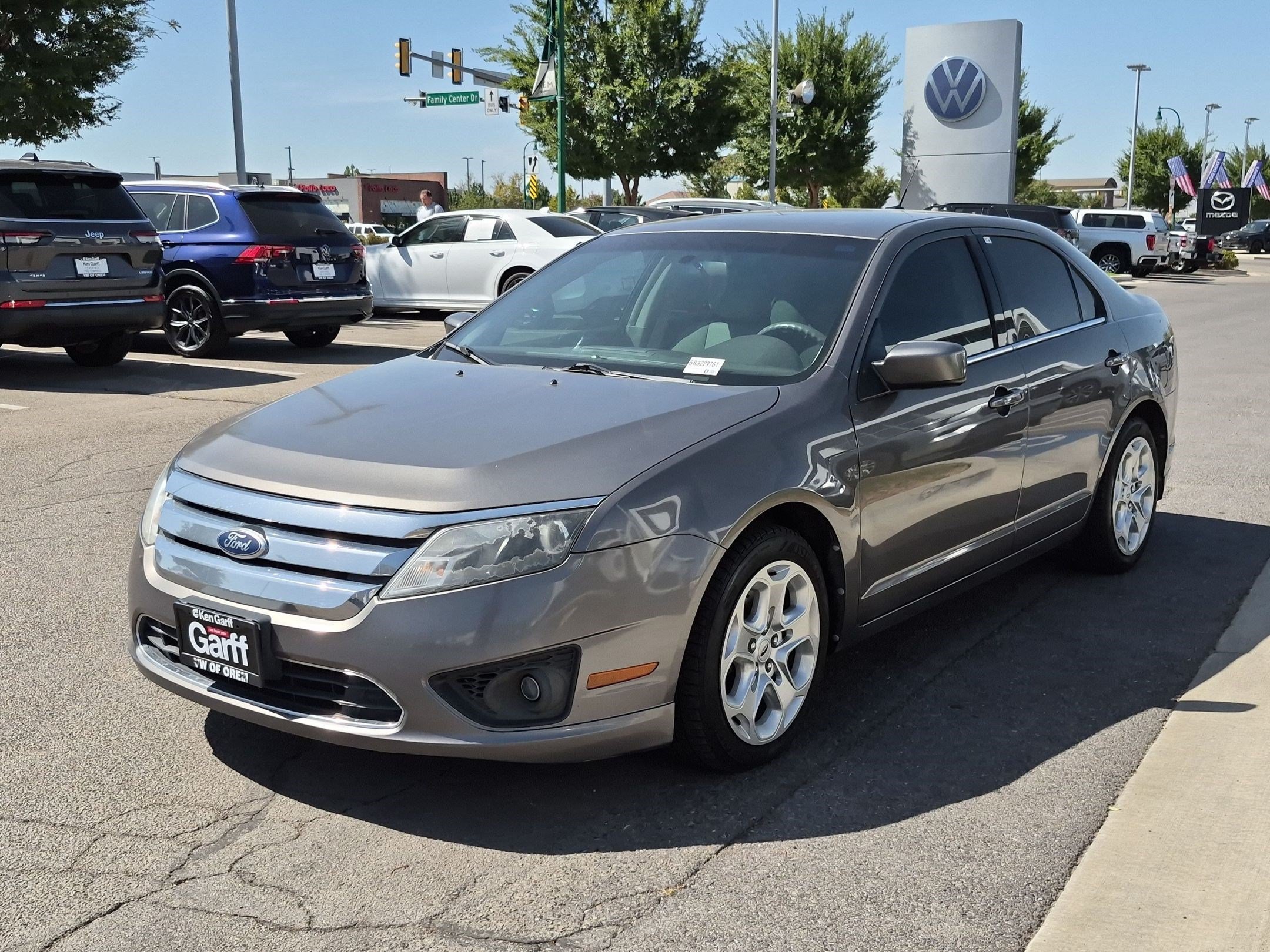 Used 2011 Sterling Gray Metallic Ford SE image 7