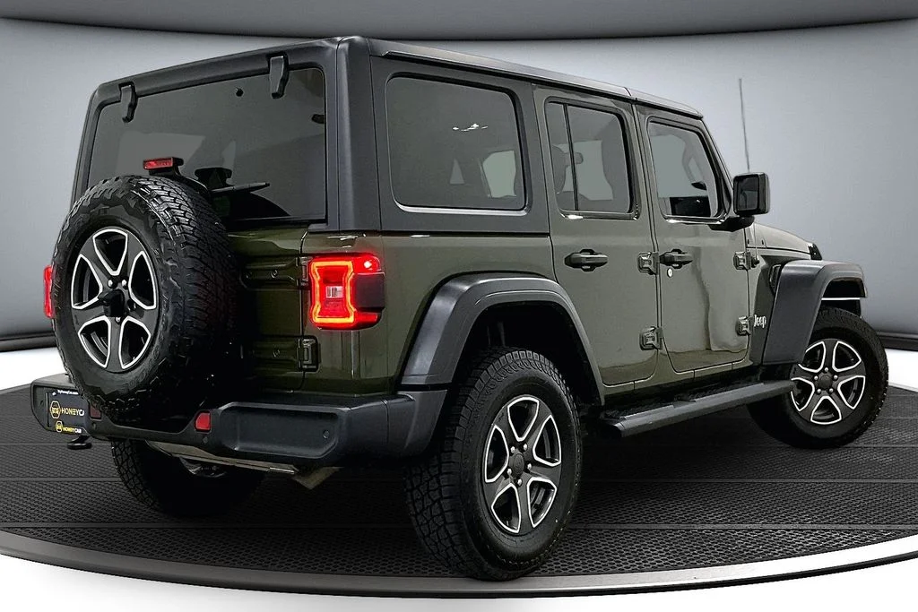 Used 2021 Green Jeep Unlimited Sport S image 6