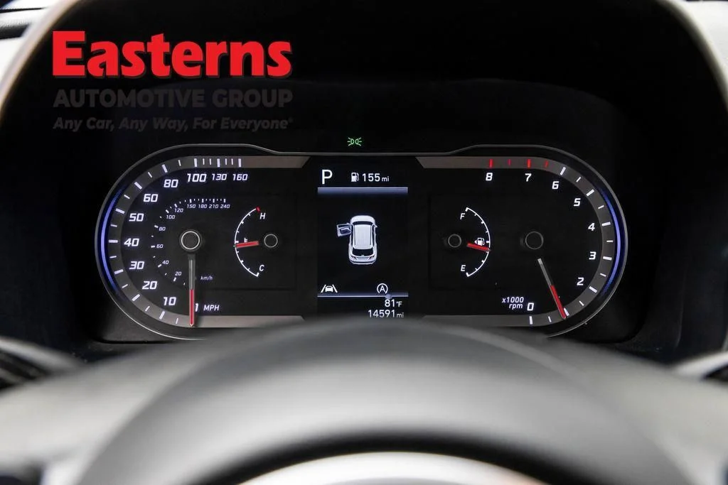 Used 2022 Silver Hyundai SEL image 20