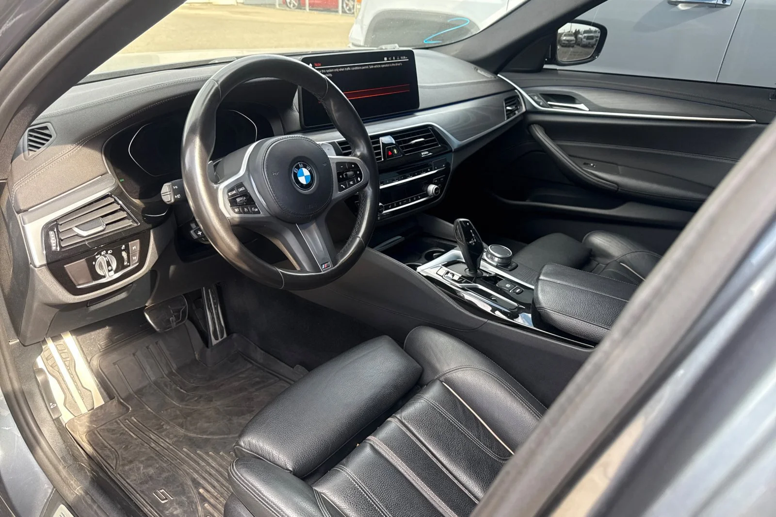 Used 2022 Gray BMW 530i image 7
