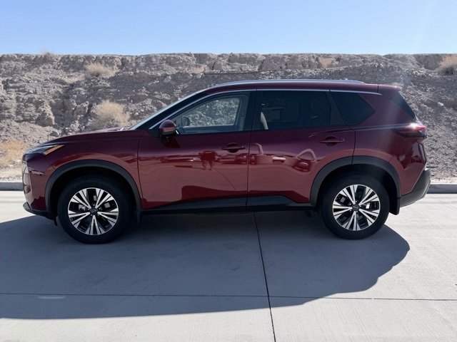 2022 Nissan Rogue SV photo 4
